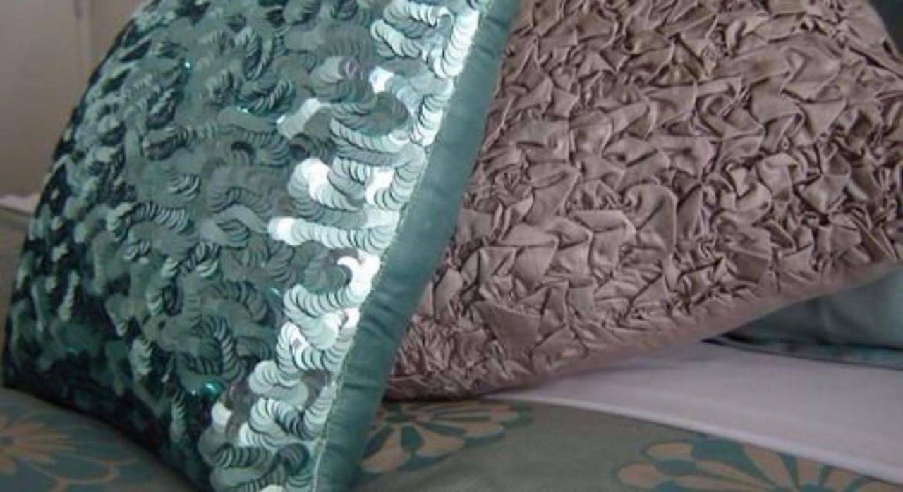 Salerno Motel Apartments Christchurch Kültér fotó Sequin pillows